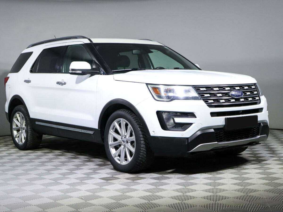 Ford Explorer с пробегом — 2016 год. Фото: #2