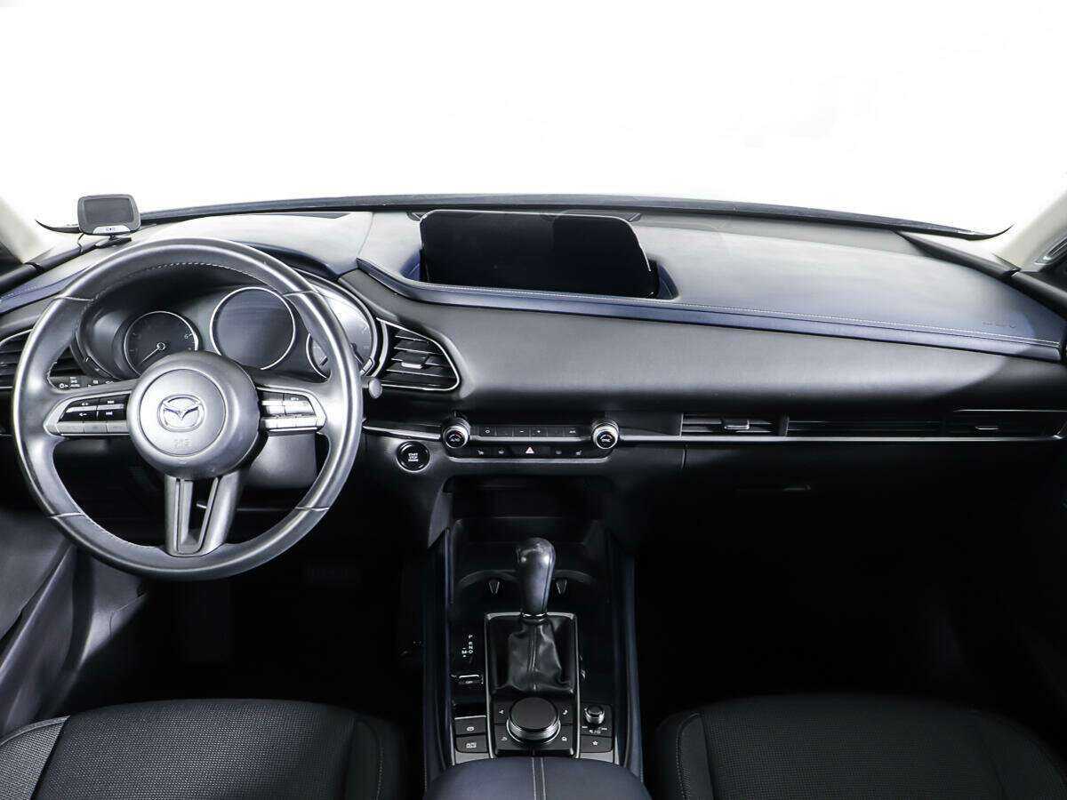 Mazda CX-30 с пробегом — 2020 год. Фото: #10