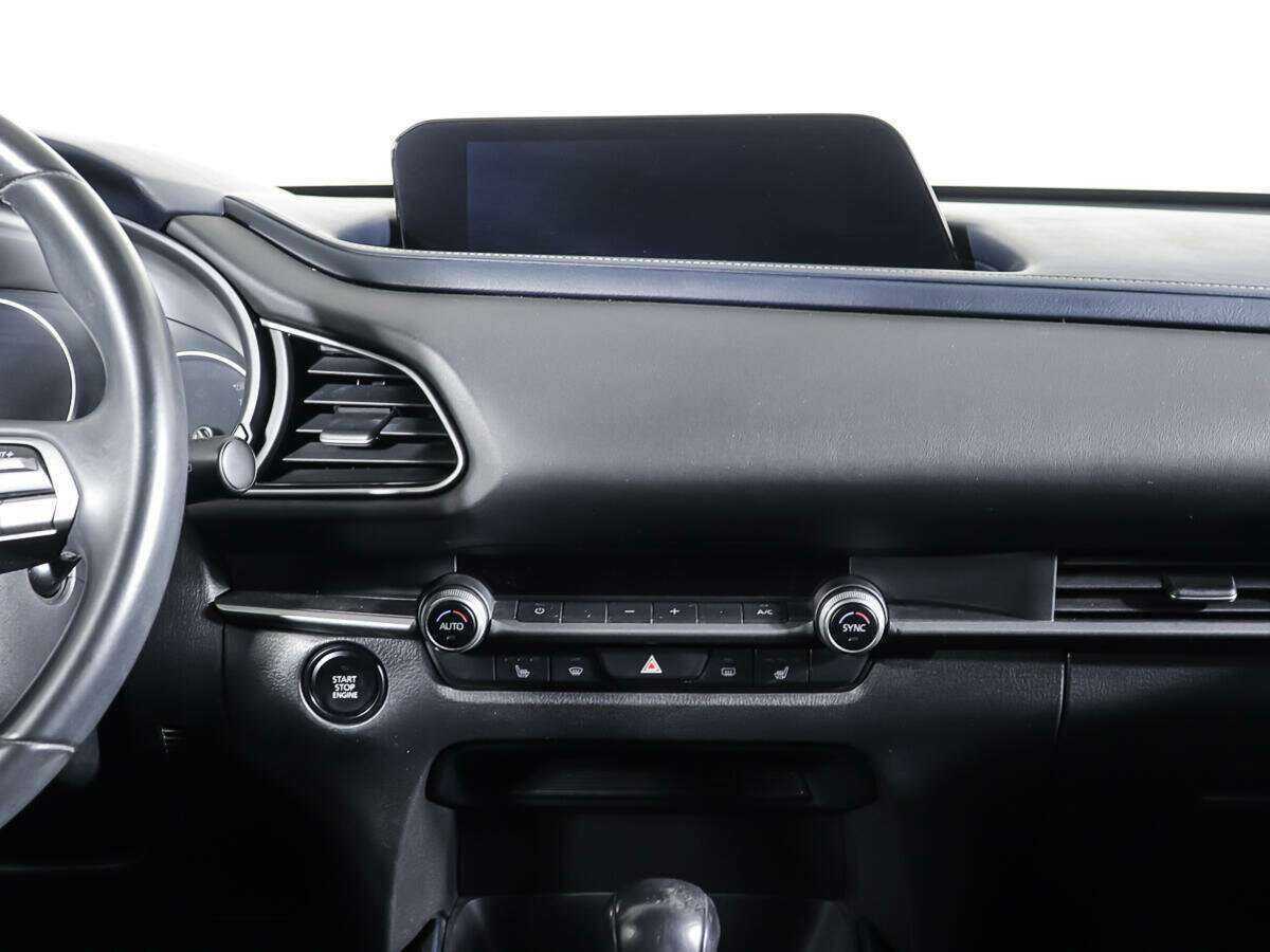 Mazda CX-30 с пробегом — 2020 год. Фото: #11