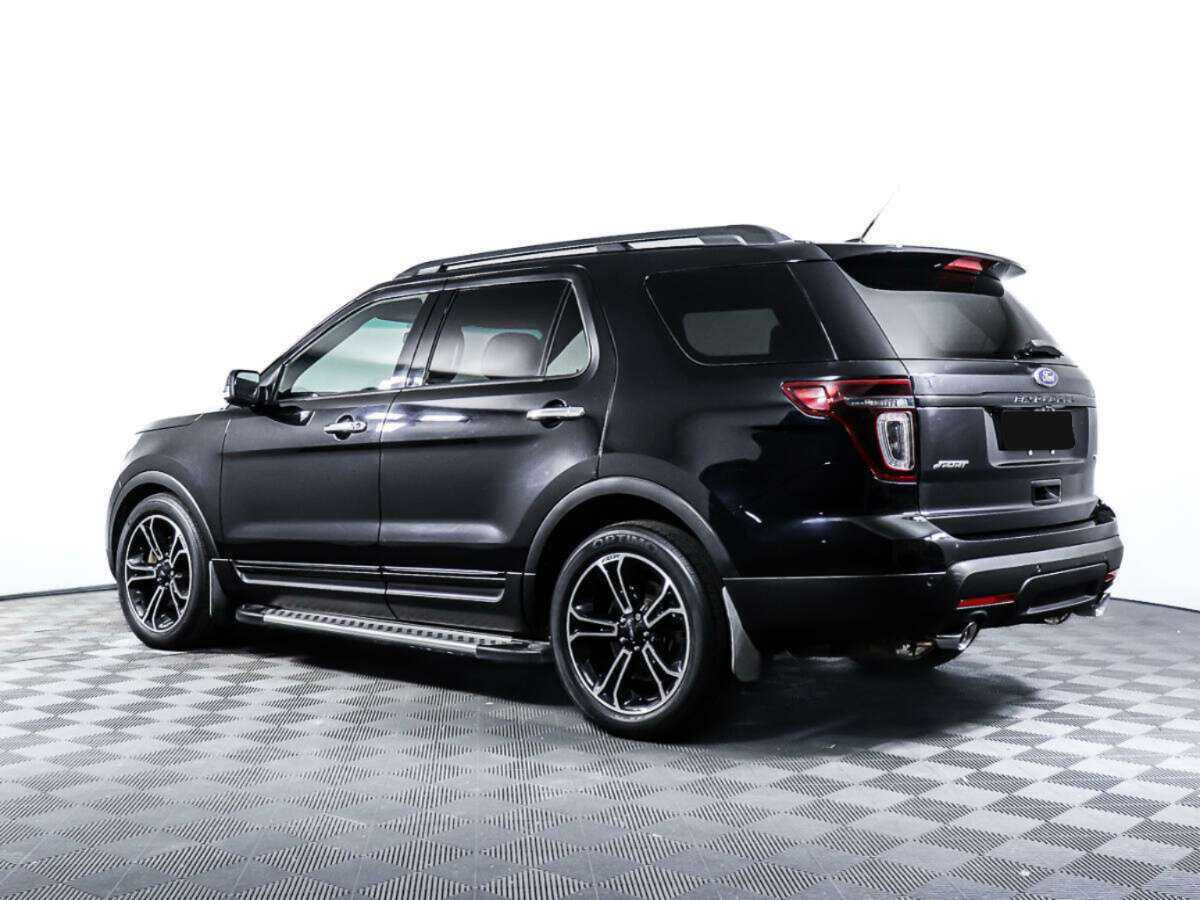 Ford Explorer с пробегом — 2013 год. Фото: #6