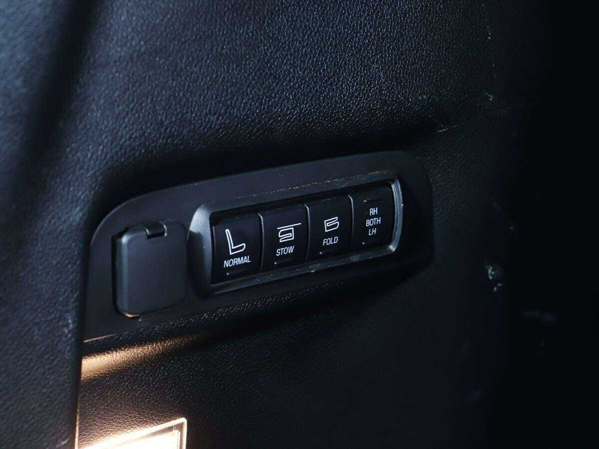 Ford Explorer с пробегом — 2017 год. Фото: #16