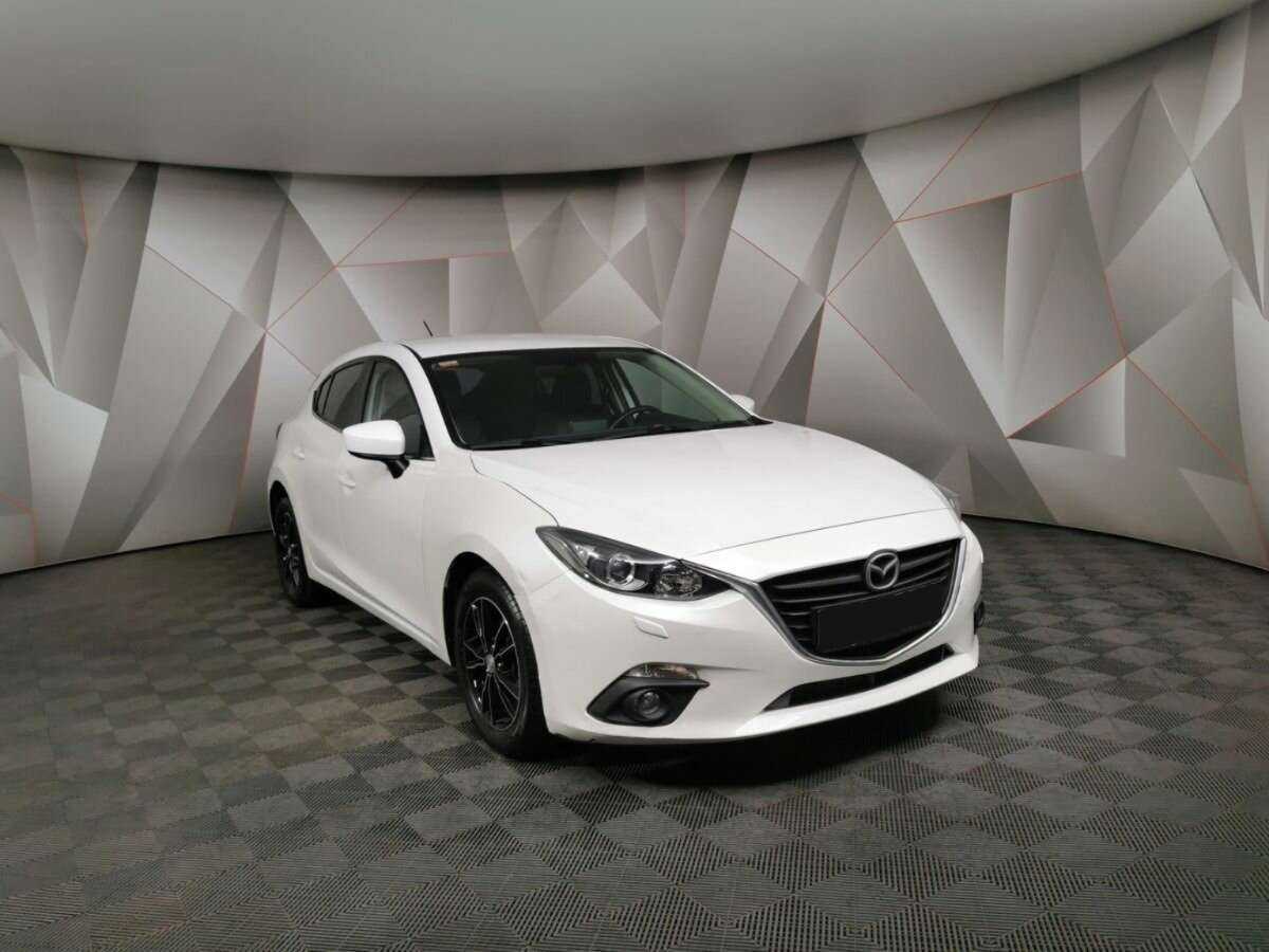 Mazda 3 с пробегом — 2014 год. Фото: #2