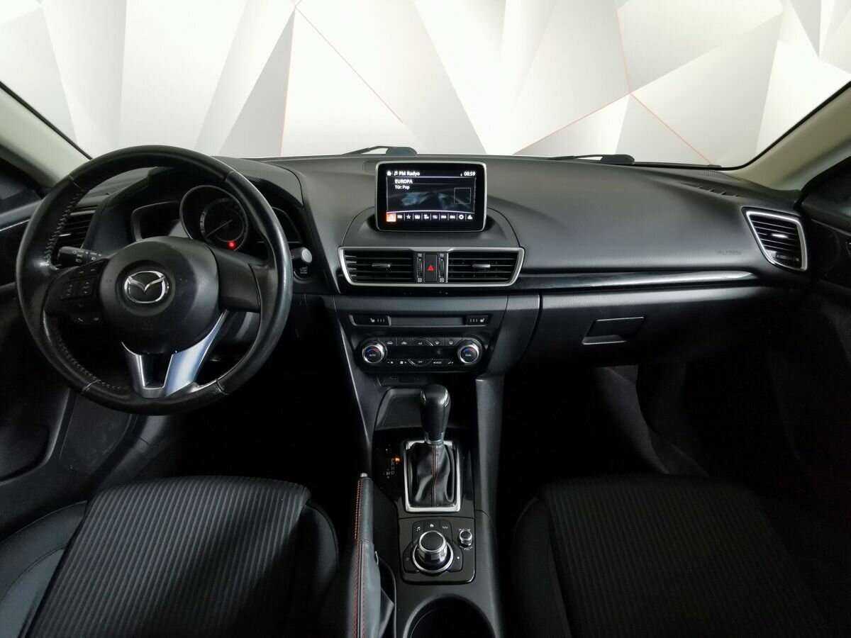 Mazda 3 с пробегом — 2014 год. Фото: #9