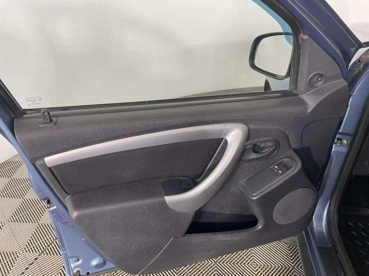 Renault Duster с пробегом — 2012 год. Фото: #7