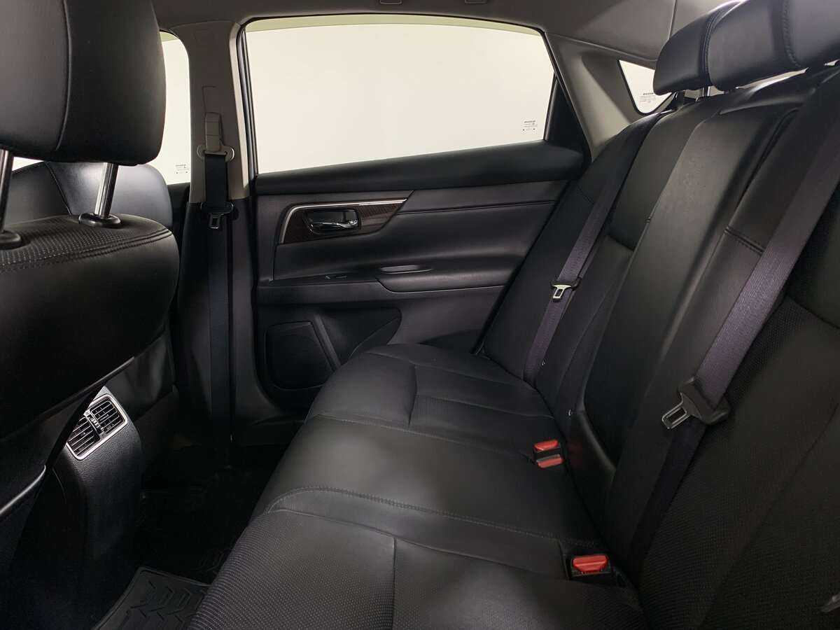 Nissan Teana с пробегом — 2014 год. Фото: #15