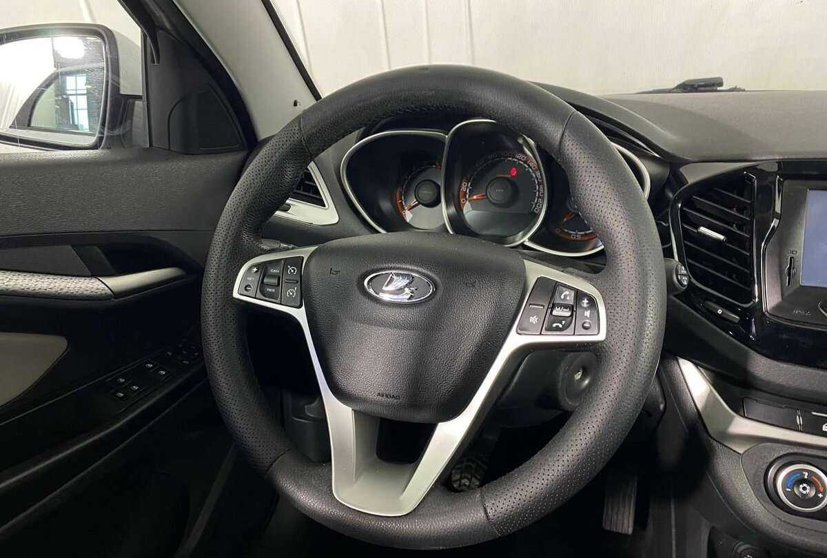 Lada (ВАЗ) Vesta с пробегом — 2021 год. Фото: #8