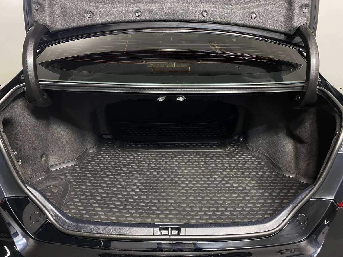 Toyota Camry с пробегом — 2017 год. Фото: #14