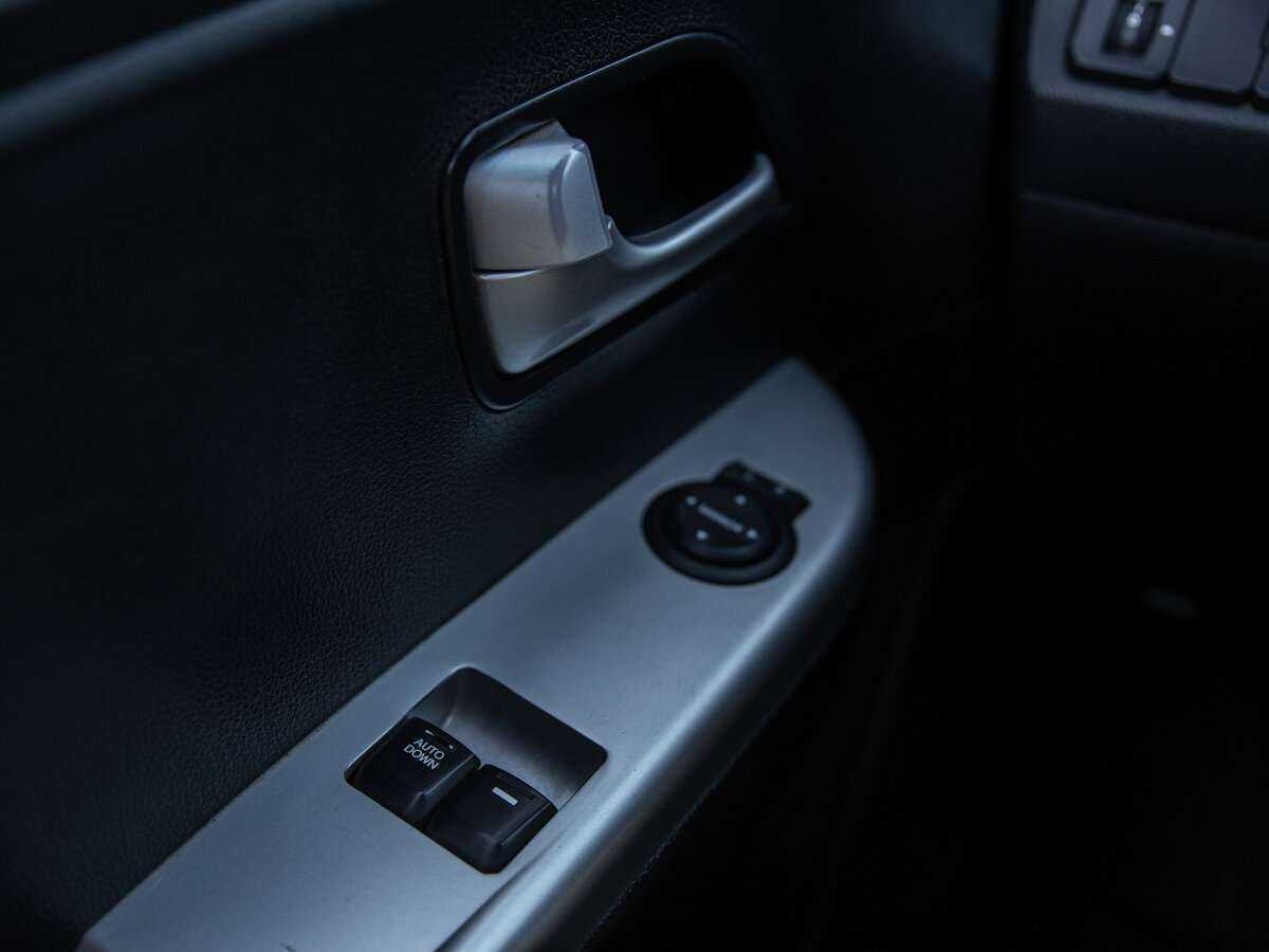 Kia Rio с пробегом — 2014 год. Фото: #11