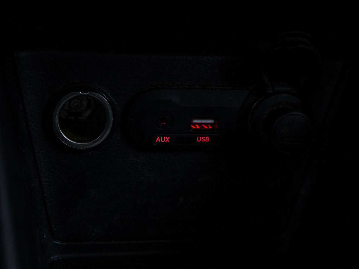 Kia Rio с пробегом — 2017 год. Фото: #15