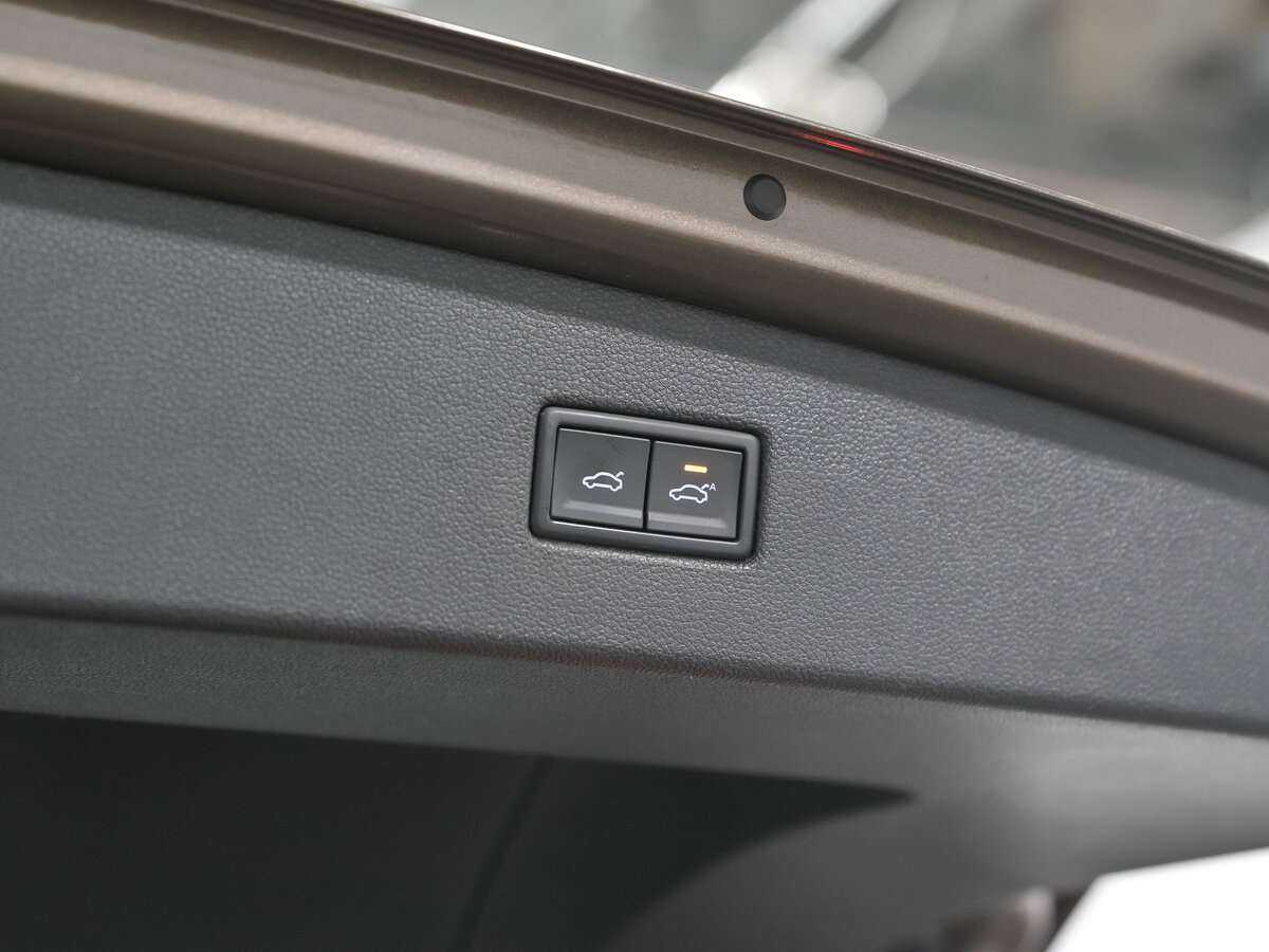 Volkswagen Tiguan с пробегом — 2018 год. Фото: #16