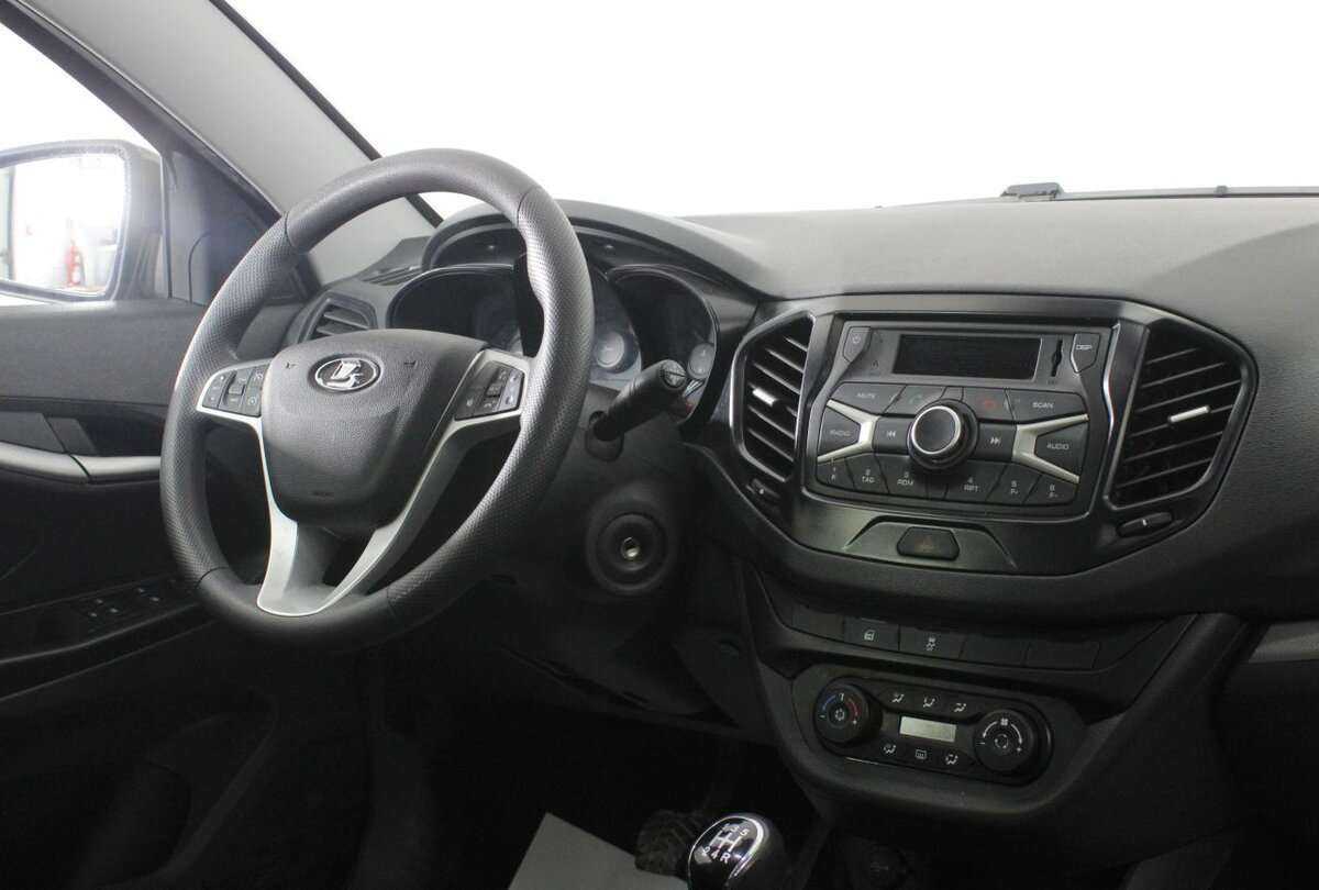 Lada (ВАЗ) Vesta с пробегом — 2022 год. Фото: #6