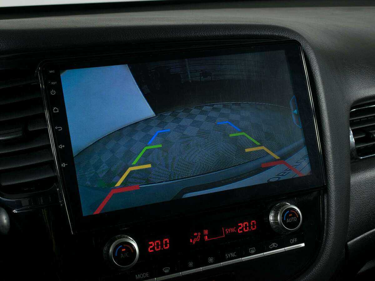 Mitsubishi Outlander с пробегом — 2021 год. Фото: #17