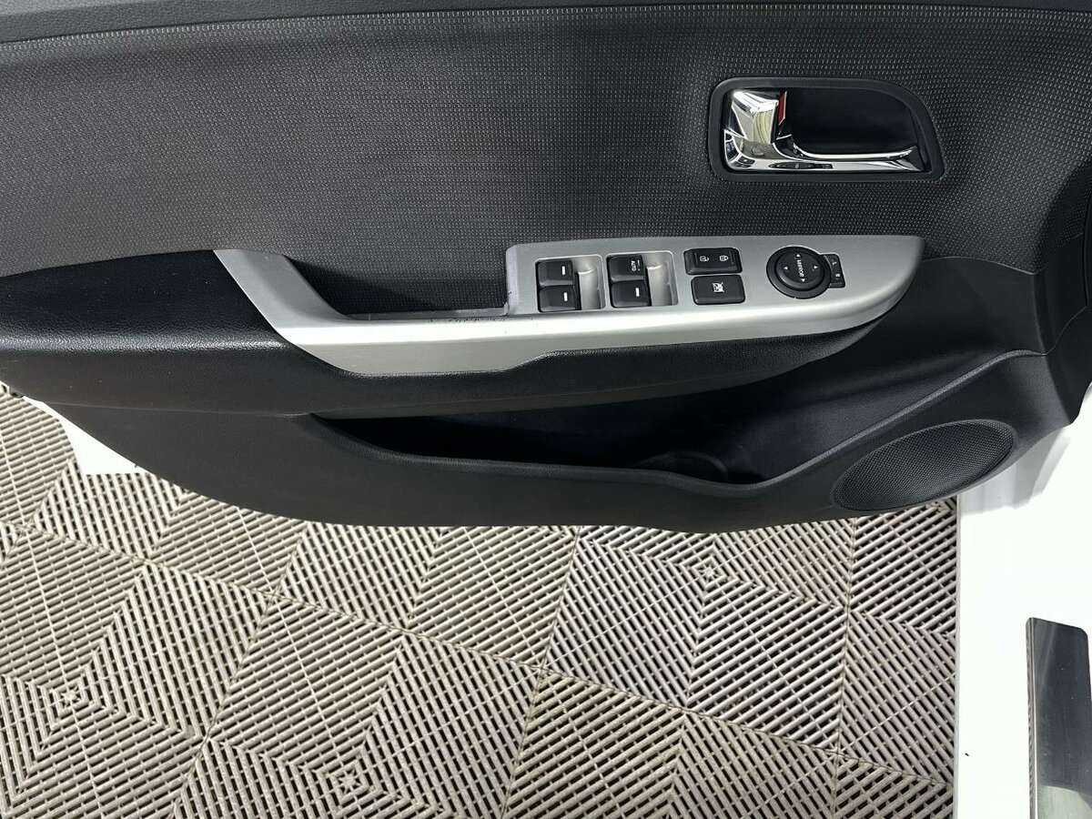 Kia Rio с пробегом — 2013 год. Фото: #7