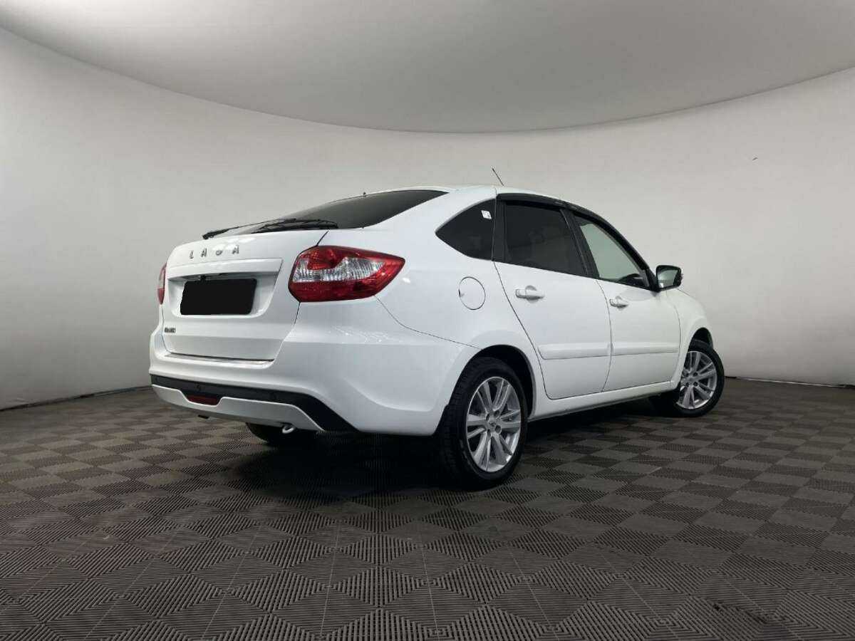 Lada (ВАЗ) Granta с пробегом — 2021 год. Фото: #5