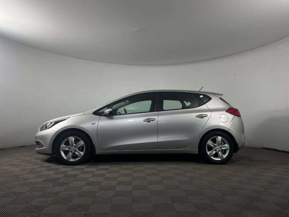 Kia Ceed с пробегом — 2015 год. Фото: #4