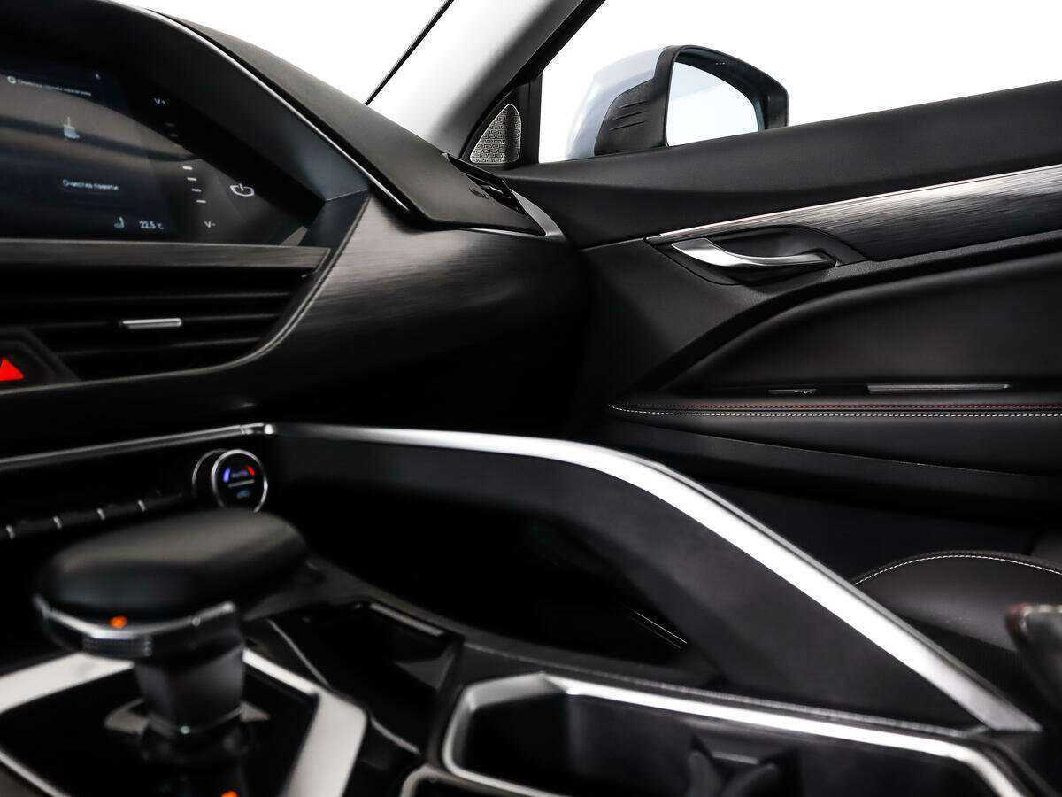 Geely Tugella с пробегом — 2022 год. Фото: #18