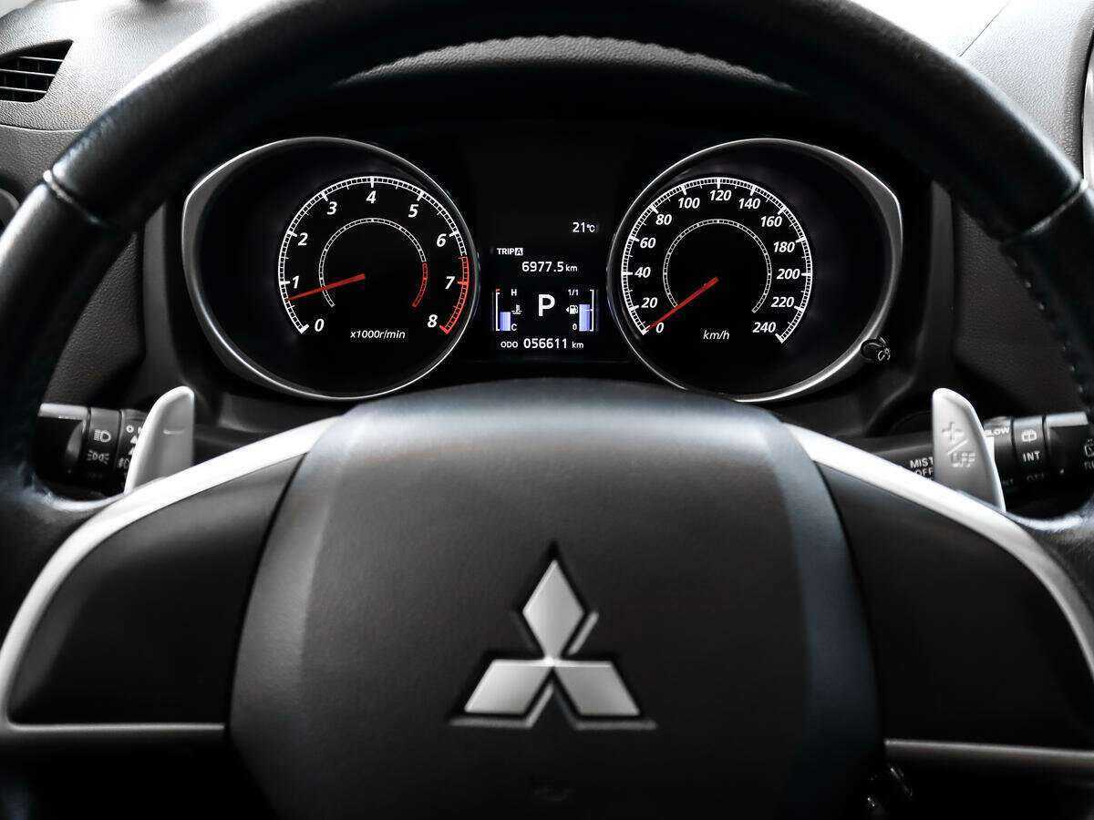Mitsubishi ASX с пробегом — 2012 год. Фото: #15