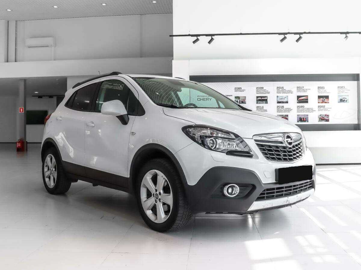 Opel Mokka с пробегом — 2013 год. Фото: #2