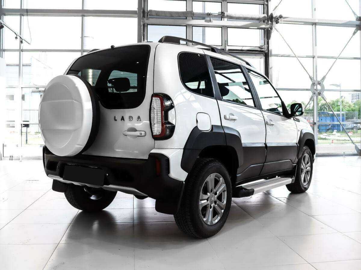 Lada (ВАЗ) Niva с пробегом — 2023 год. Фото: #4