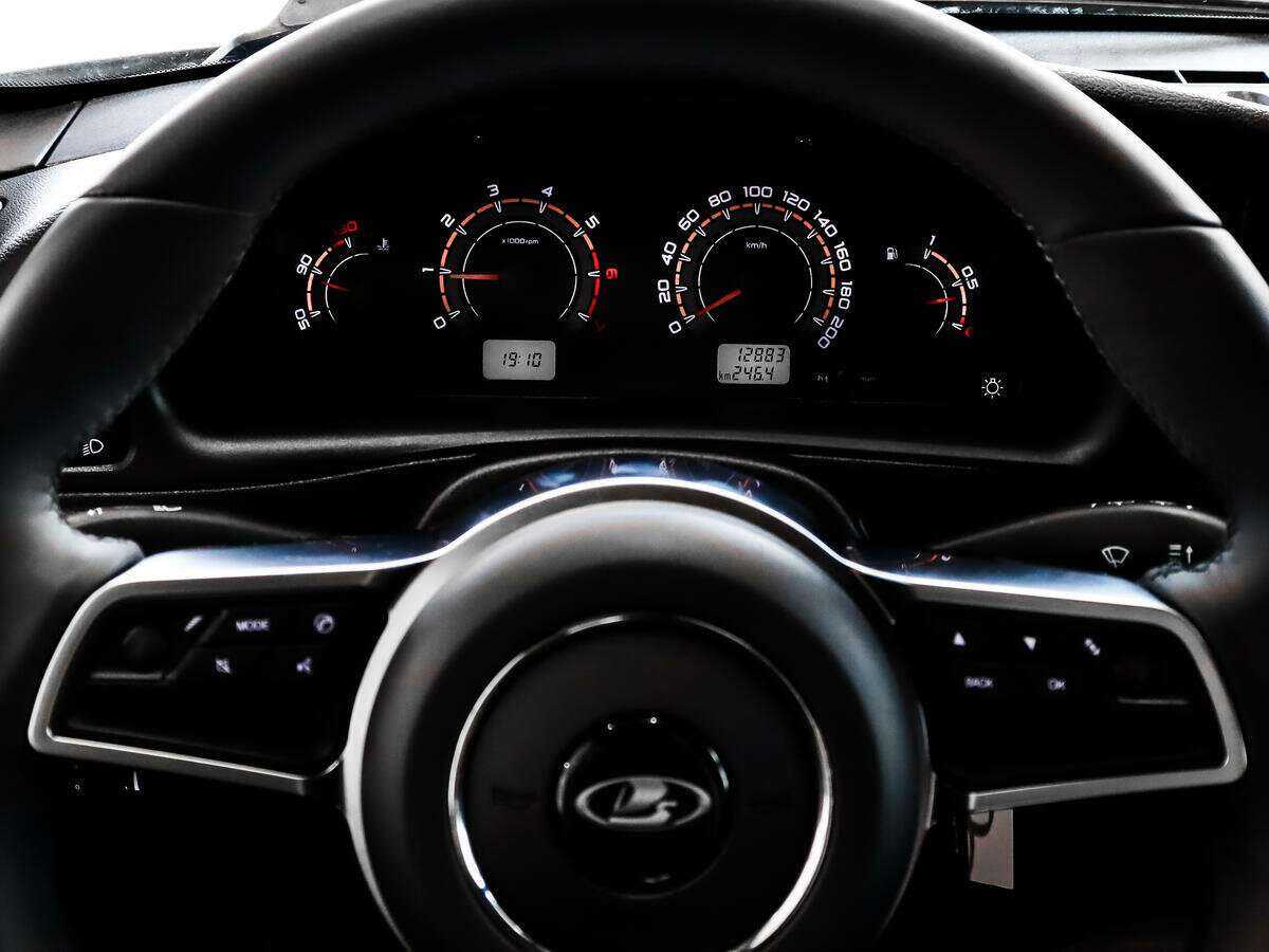 Lada (ВАЗ) Niva с пробегом — 2023 год. Фото: #16