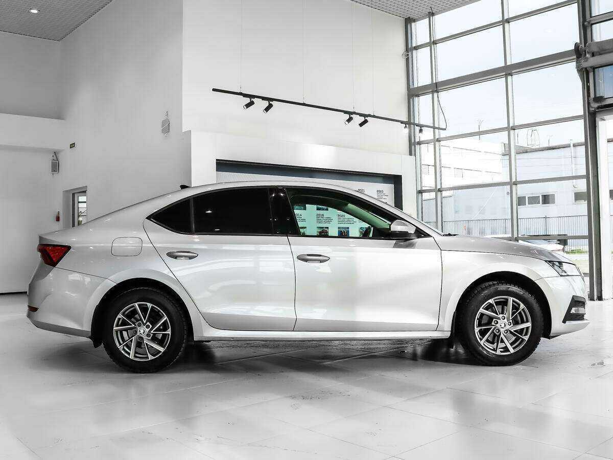 Skoda Octavia с пробегом — 2021 год. Фото: #2