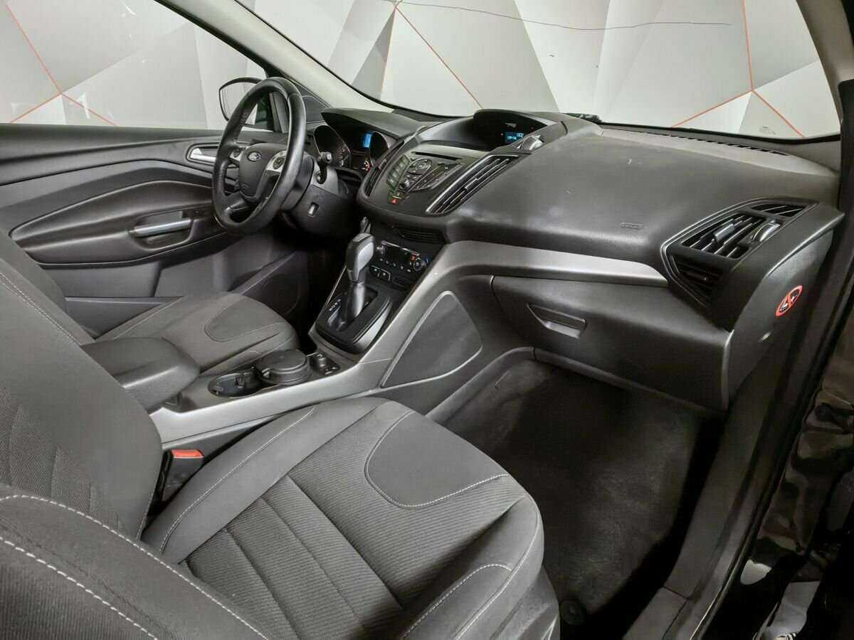 Ford Kuga с пробегом — 2016 год. Фото: #8