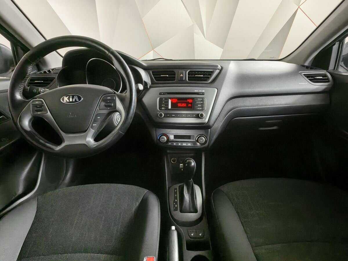 Kia Rio с пробегом — 2015 год. Фото: #9
