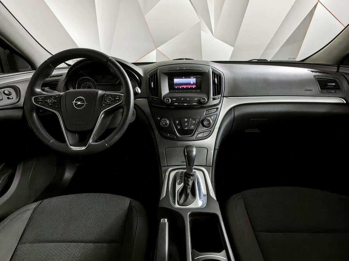 Opel Insignia с пробегом — 2014 год. Фото: #9