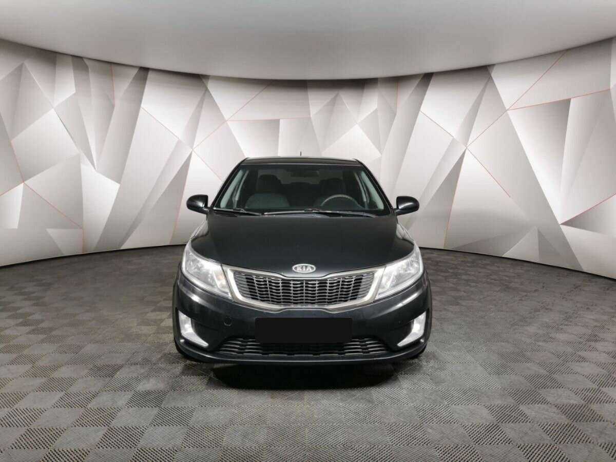 Kia Rio с пробегом — 2012 год. Фото: #6