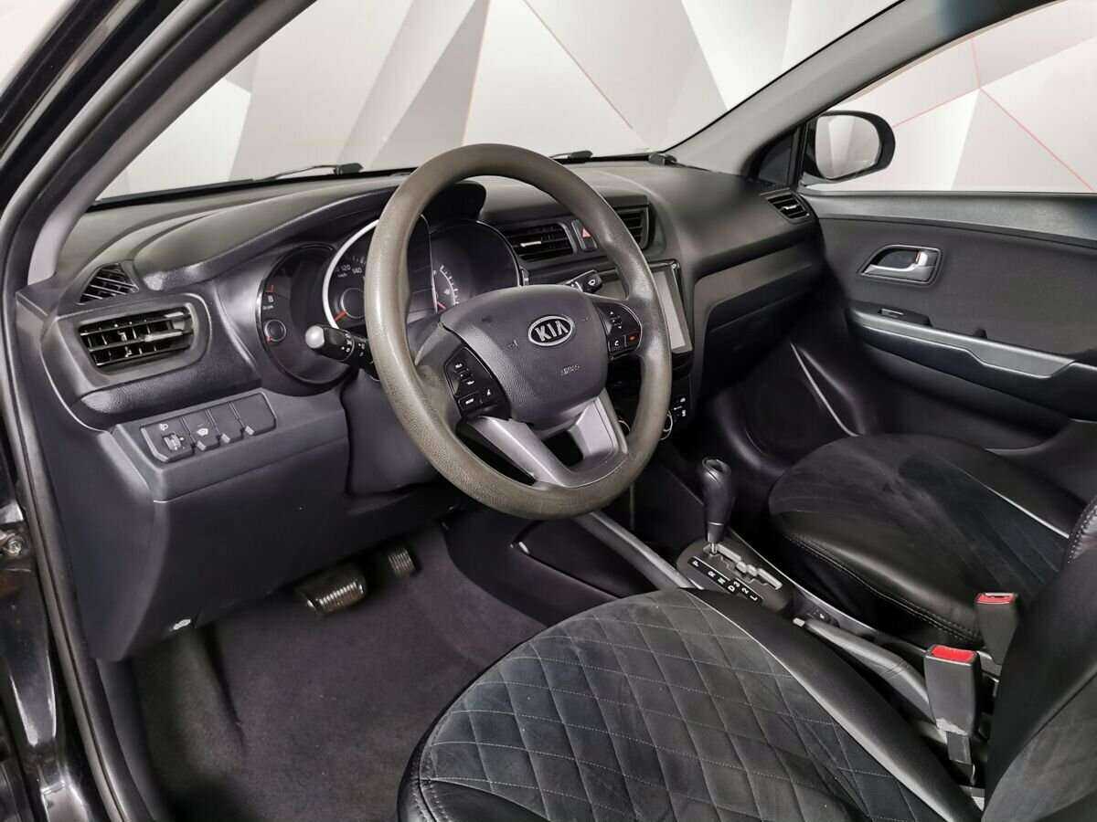 Kia Rio с пробегом — 2012 год. Фото: #14