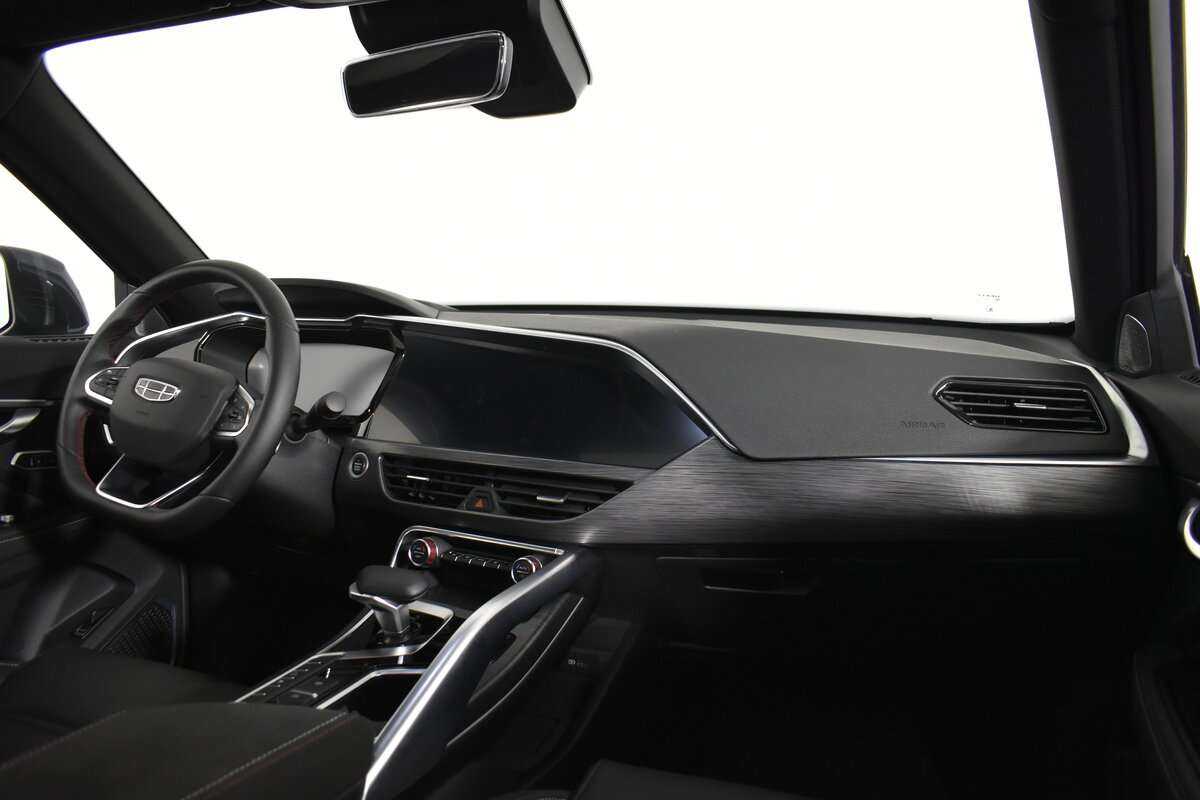 Geely Tugella с пробегом — 2022 год. Фото: #10