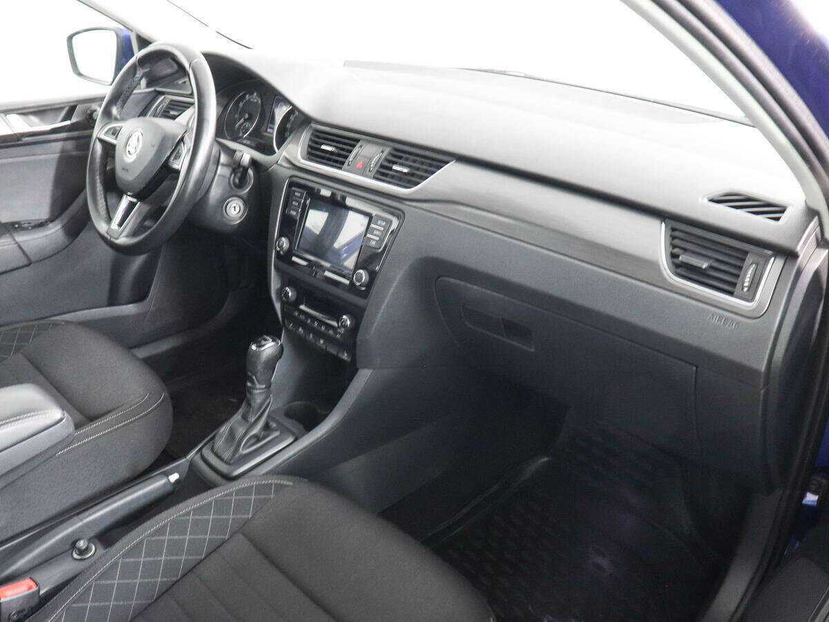 Skoda Rapid с пробегом — 2018 год. Фото: #9