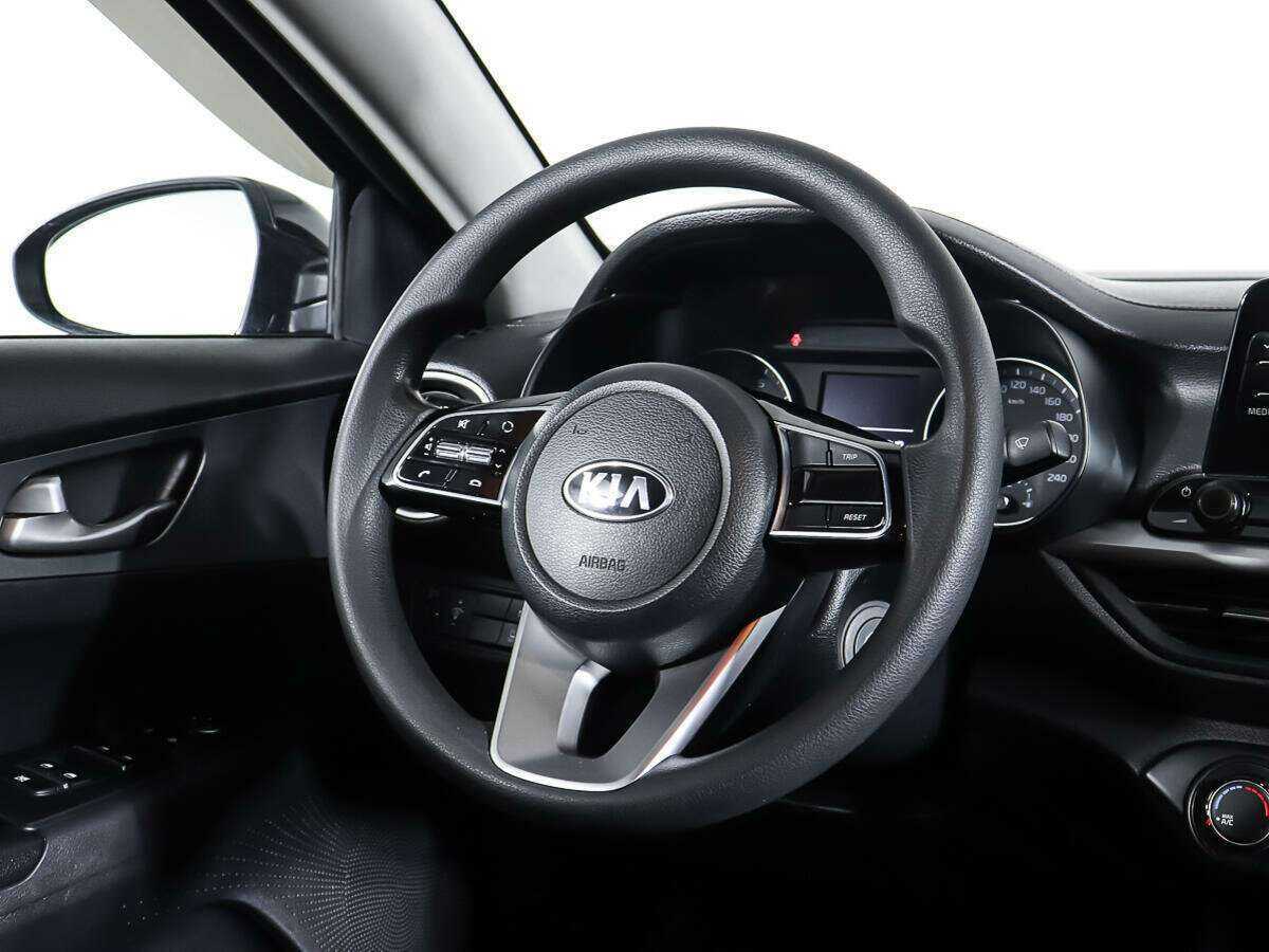 Kia Cerato с пробегом — 2020 год. Фото: #9