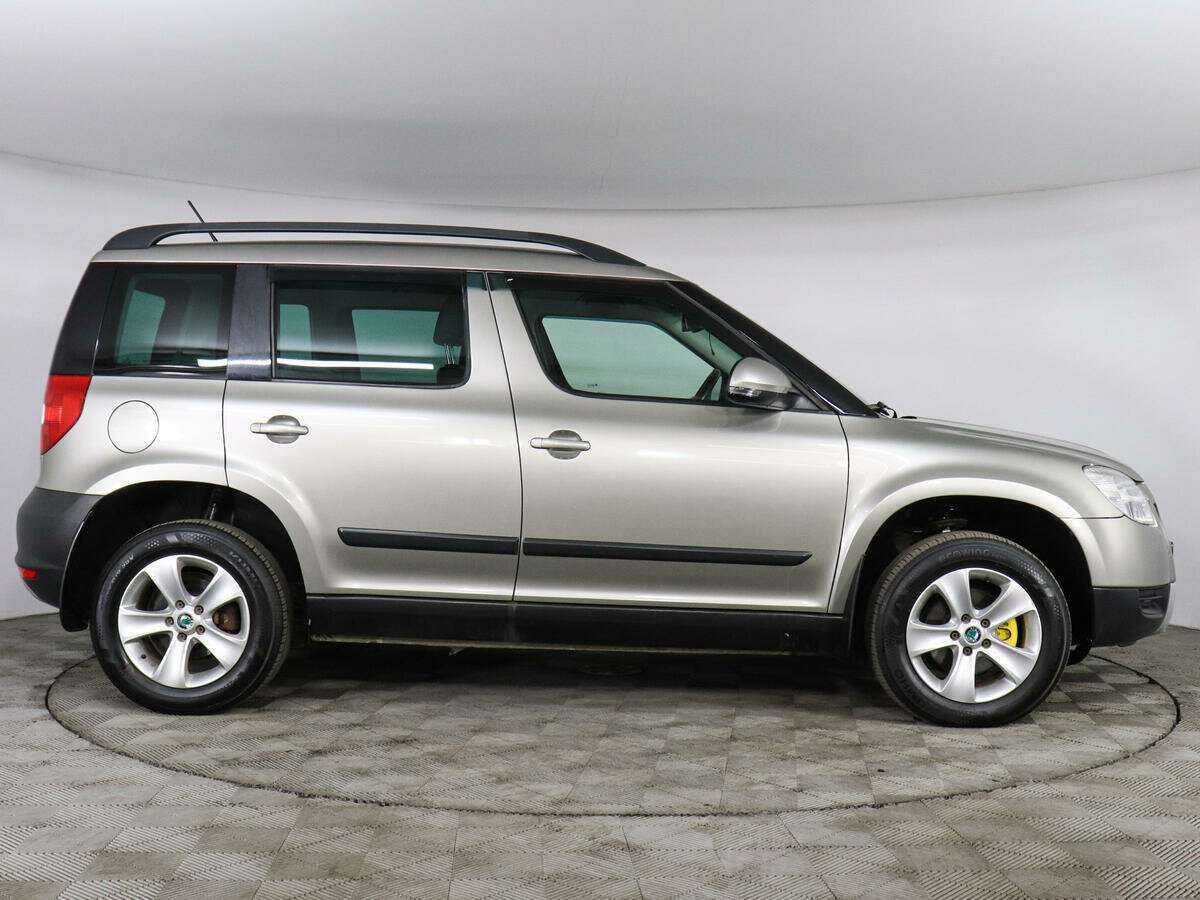Skoda Yeti с пробегом — 2012 год. Фото: #3