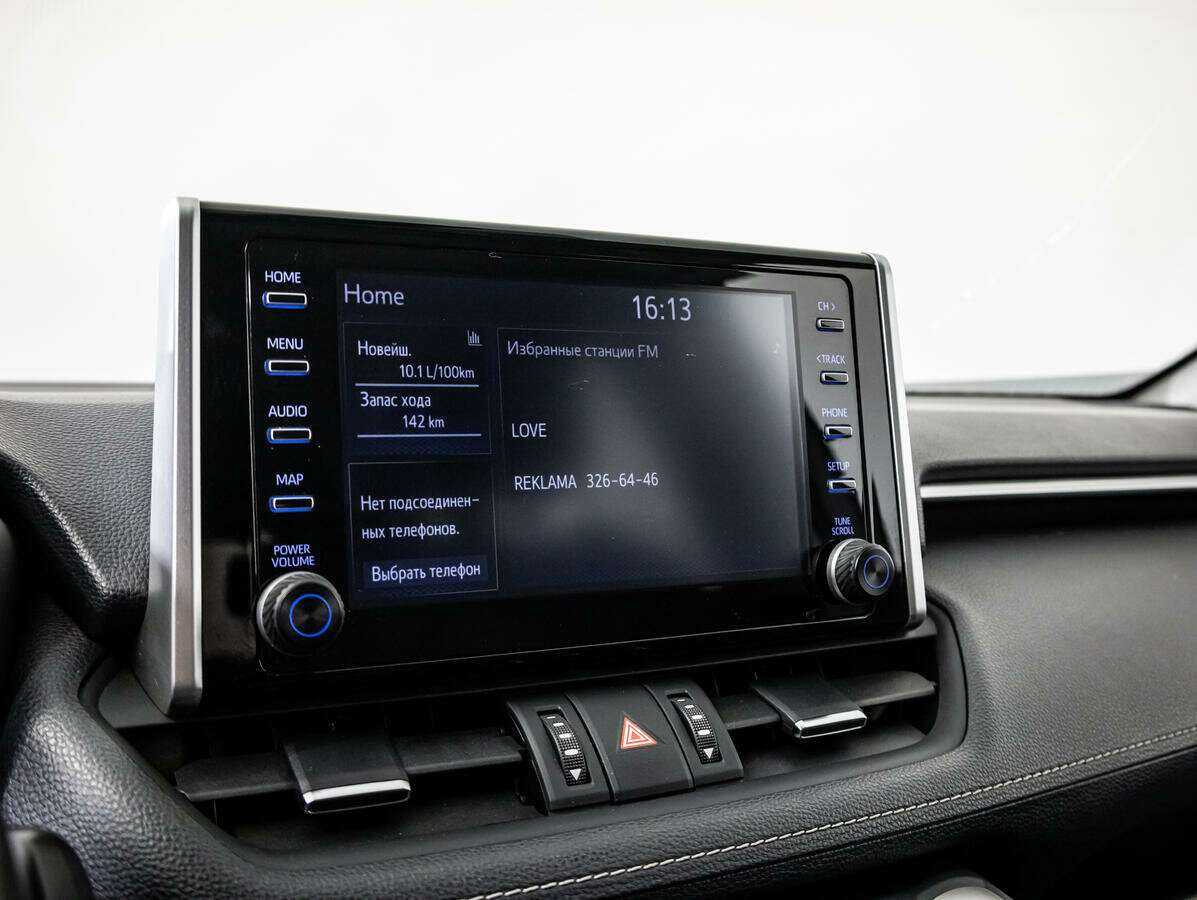 Toyota RAV4 с пробегом — 2021 год. Фото: #10