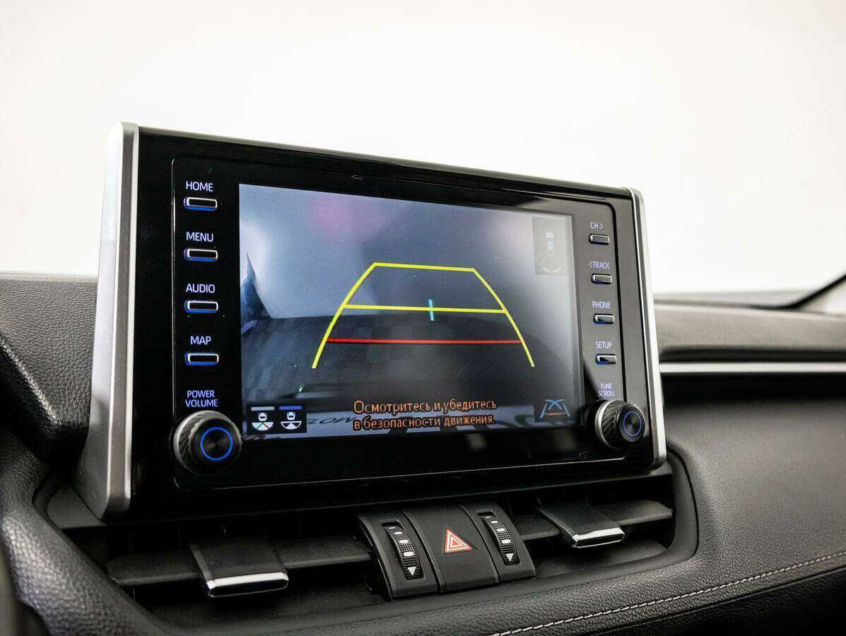 Toyota RAV4 с пробегом — 2021 год. Фото: #11