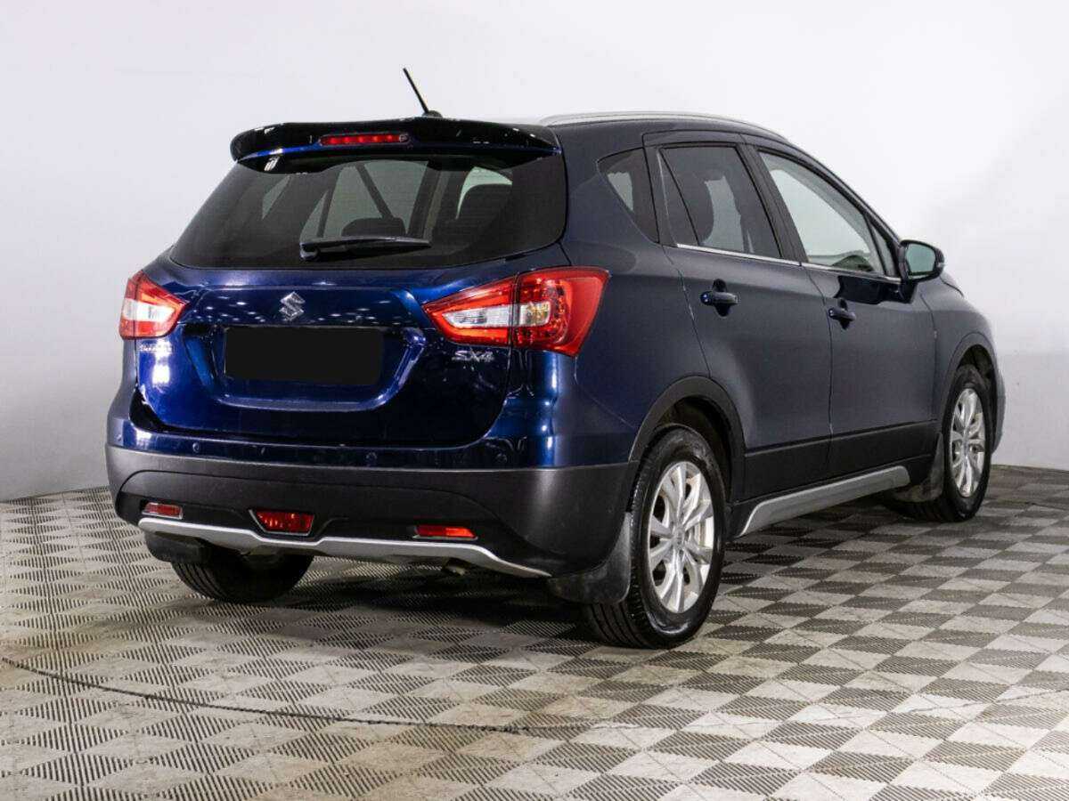 Suzuki SX4 с пробегом — 2018 год. Фото: #4