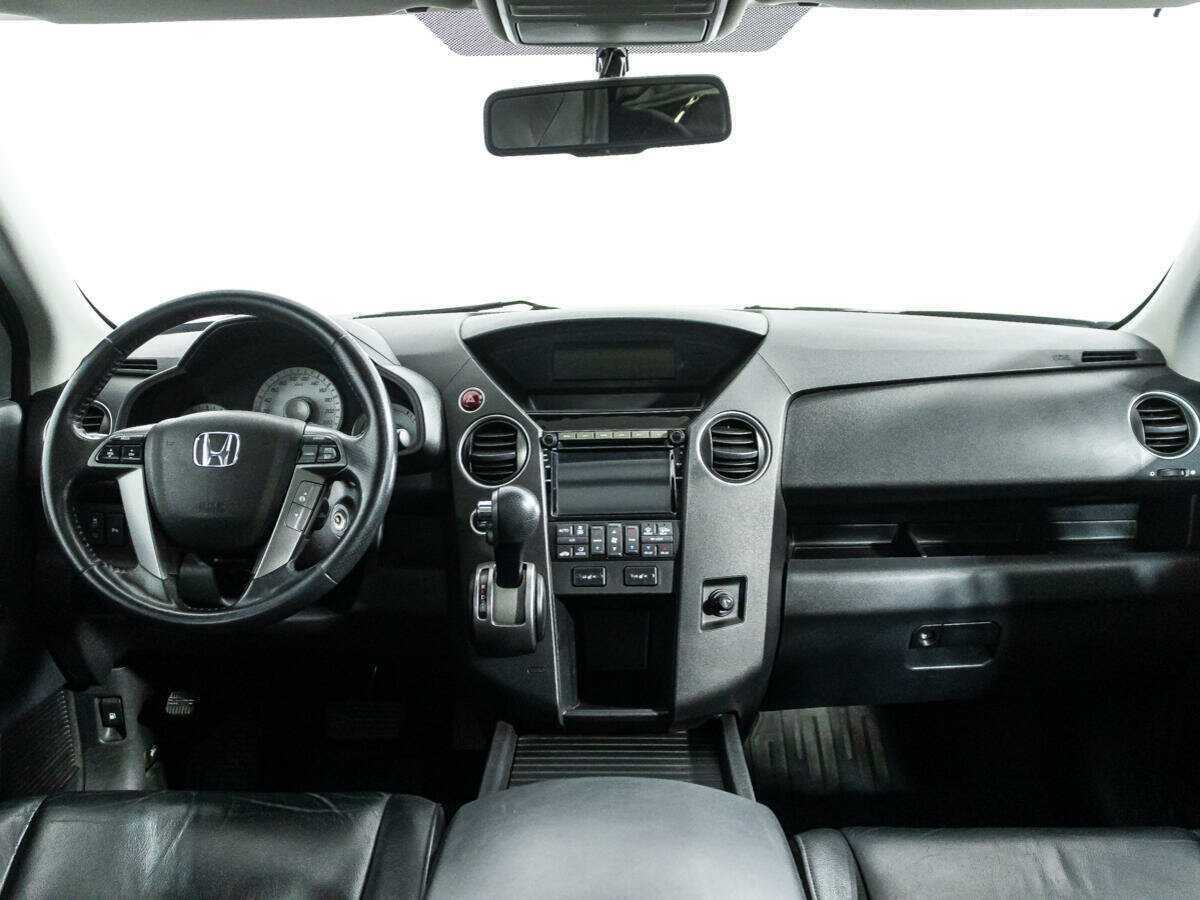 Honda Pilot с пробегом — 2014 год. Фото: #12