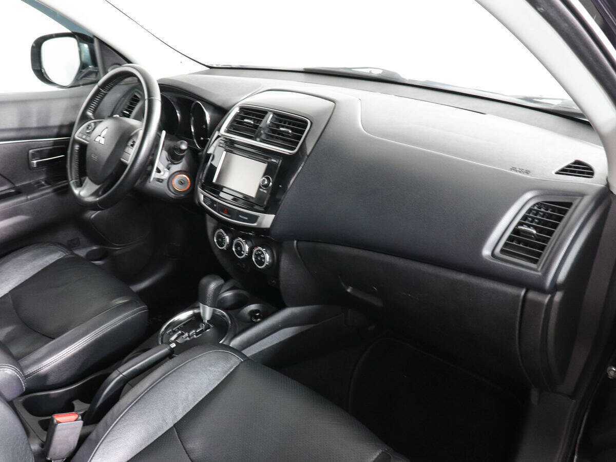 Mitsubishi ASX с пробегом — 2014 год. Фото: #9