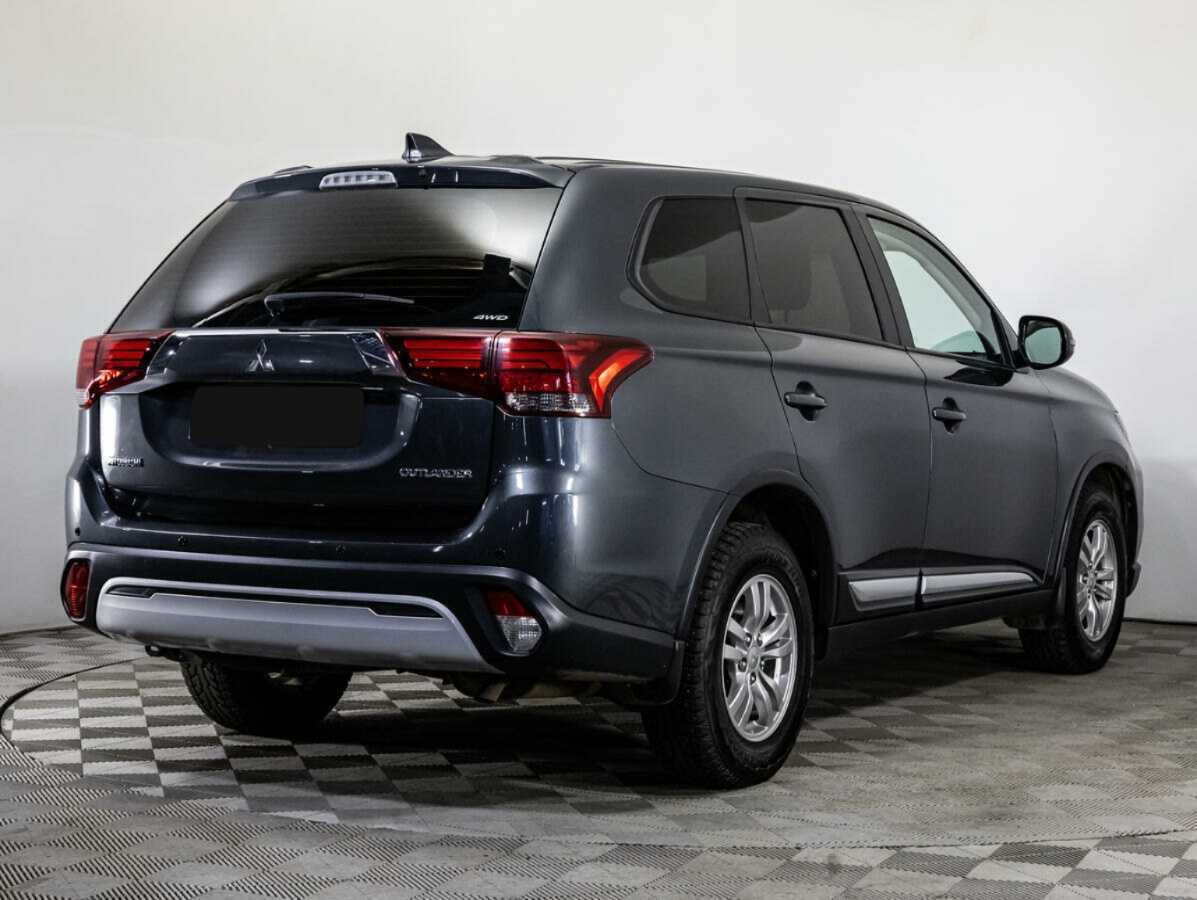 Mitsubishi Outlander с пробегом — 2019 год. Фото: #3