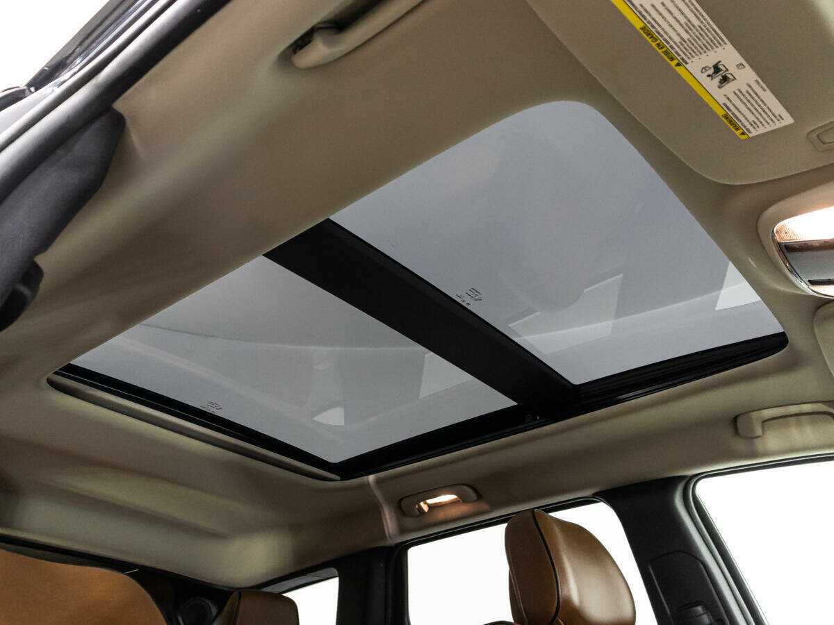 Jeep Grand Cherokee с пробегом — 2012 год. Фото: #14