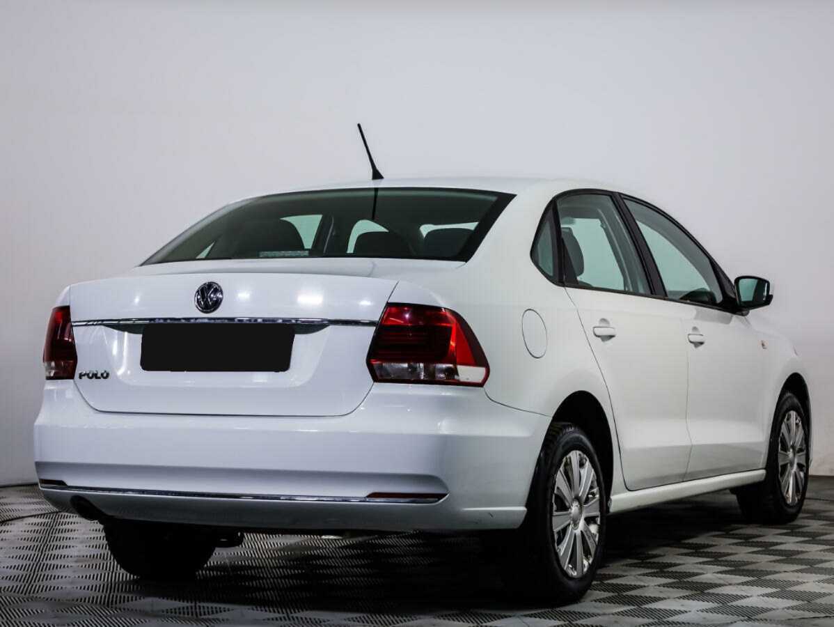 Volkswagen Polo с пробегом — 2016 год. Фото: #3