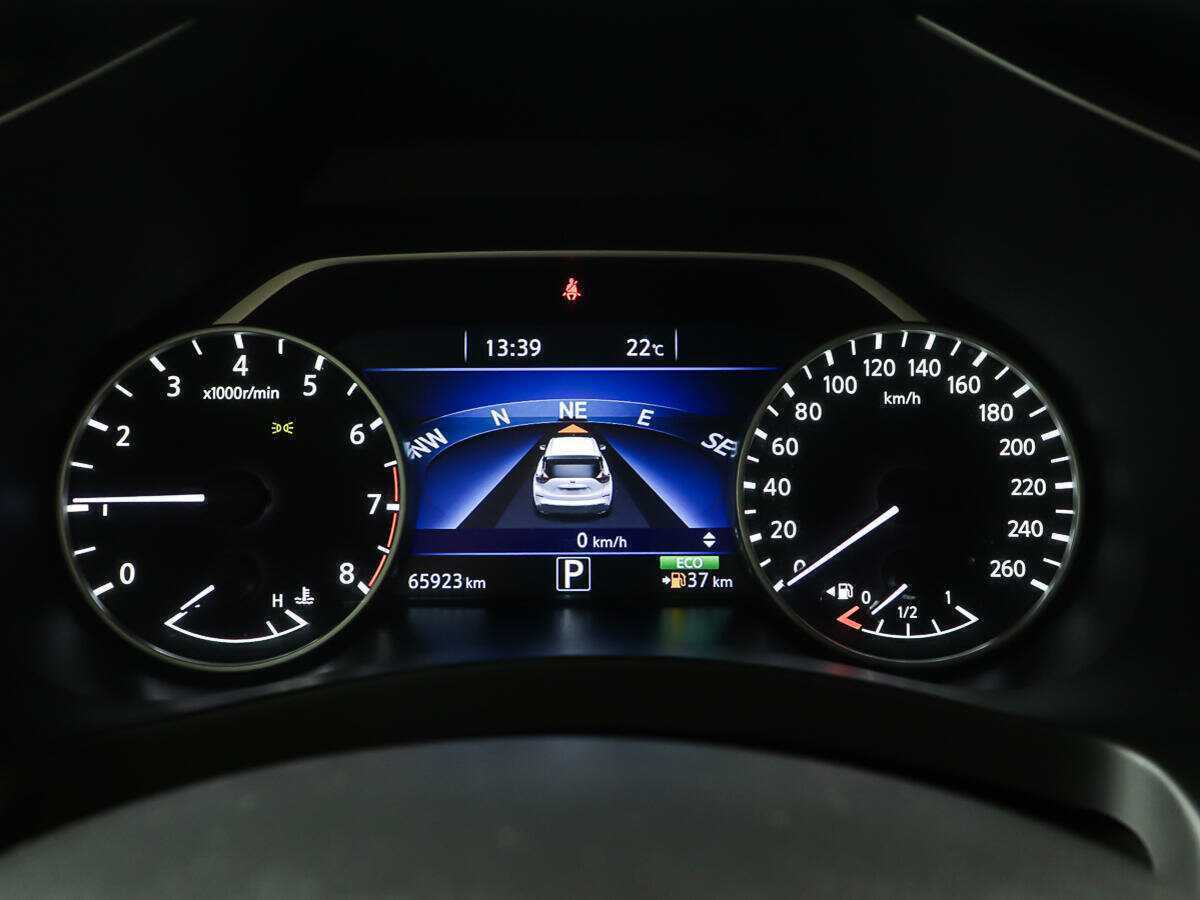 Nissan Murano с пробегом — 2016 год. Фото: #13