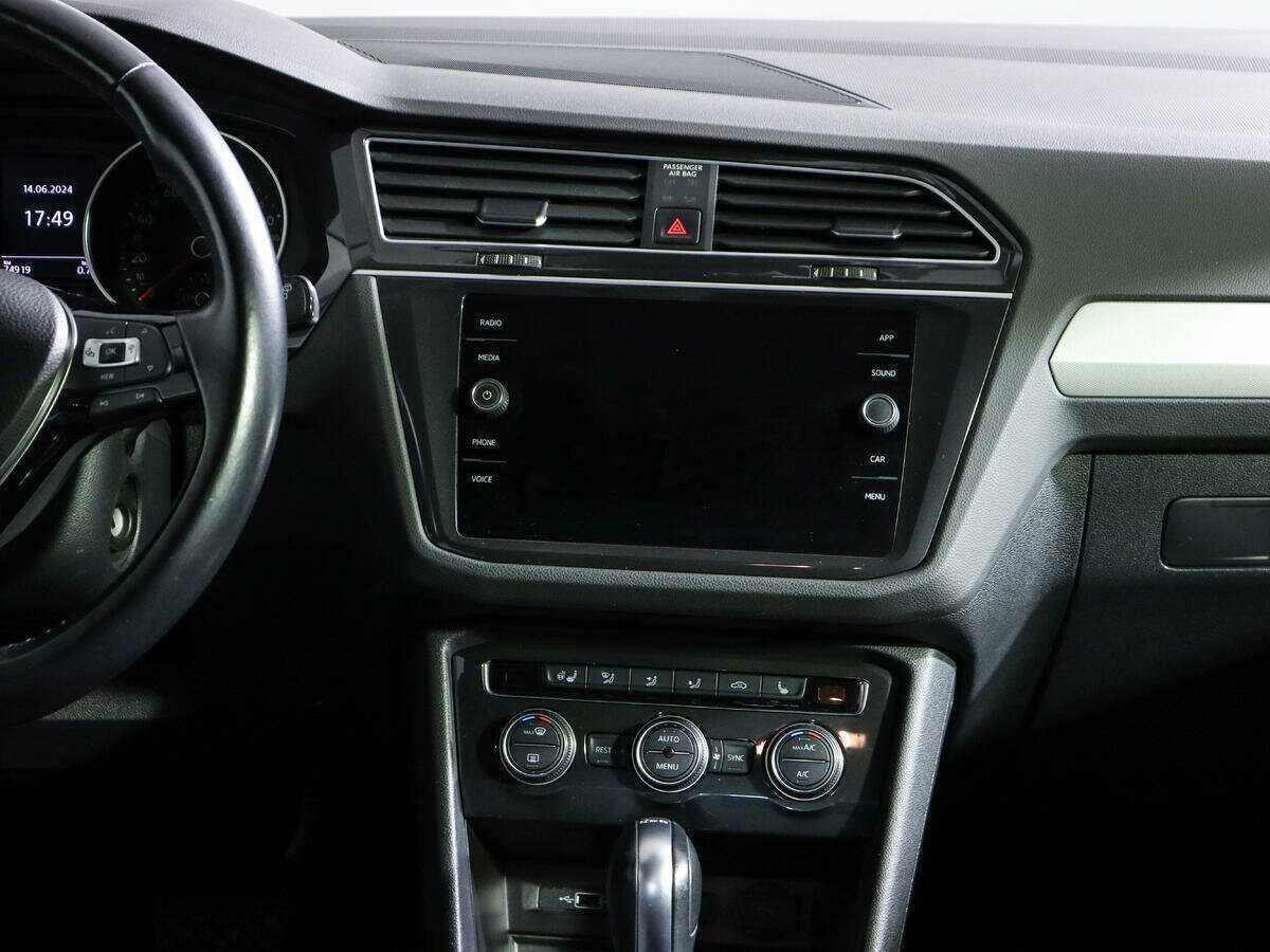 Volkswagen Tiguan с пробегом — 2019 год. Фото: #10