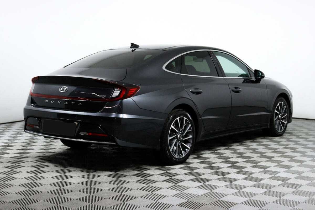 Hyundai Sonata с пробегом — 2022 год. Фото: #4