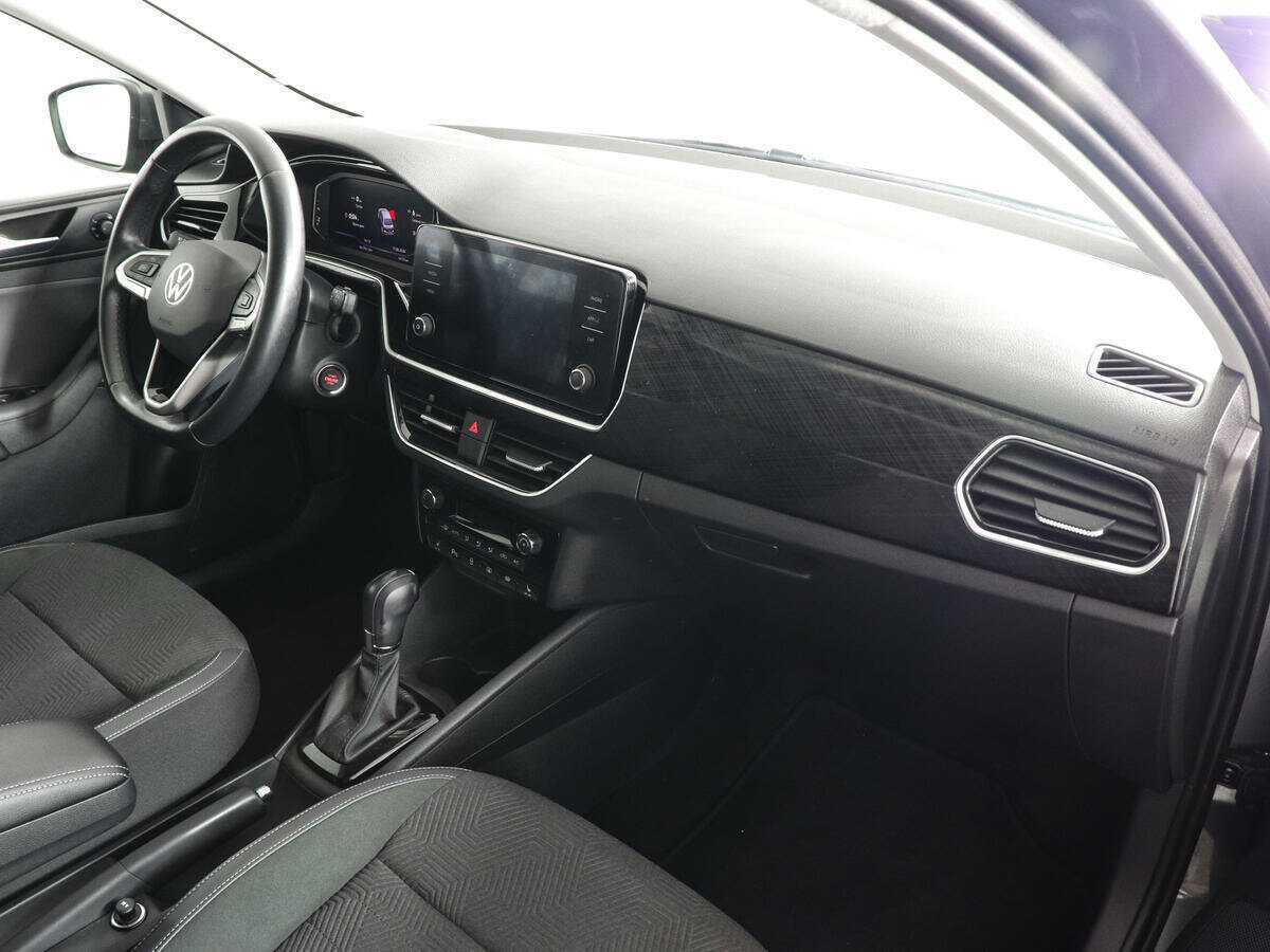 Volkswagen Polo с пробегом — 2021 год. Фото: #9