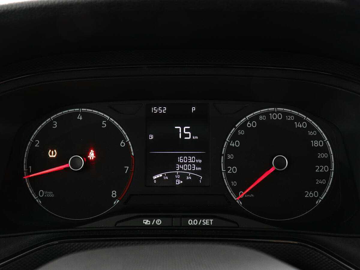 Volkswagen Polo с пробегом — 2021 год. Фото: #10