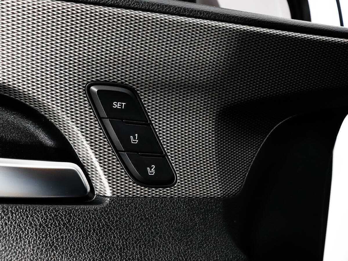 Hyundai Santa Fe с пробегом — 2018 год. Фото: #9