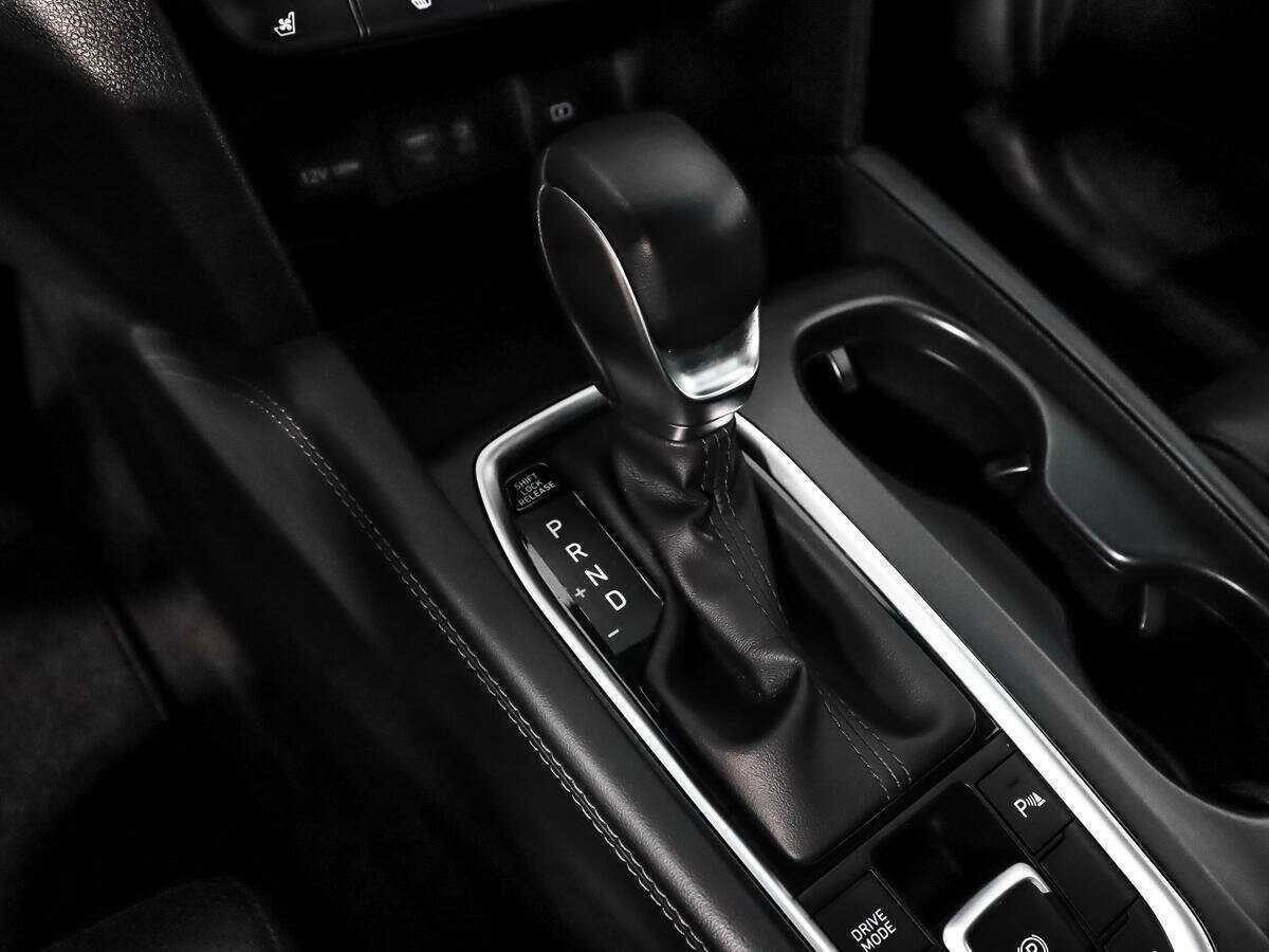 Hyundai Santa Fe с пробегом — 2018 год. Фото: #11