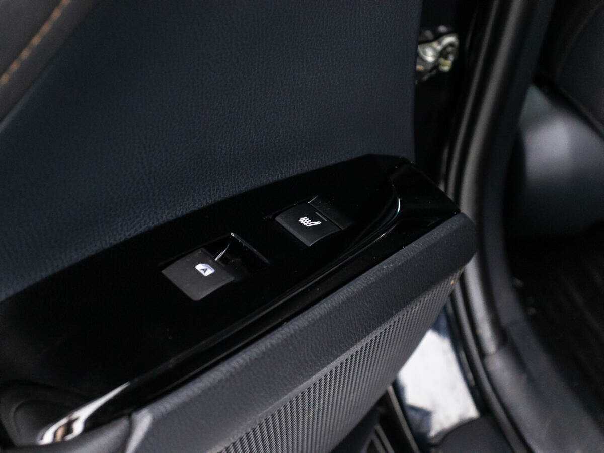 Toyota Camry с пробегом — 2020 год. Фото: #19